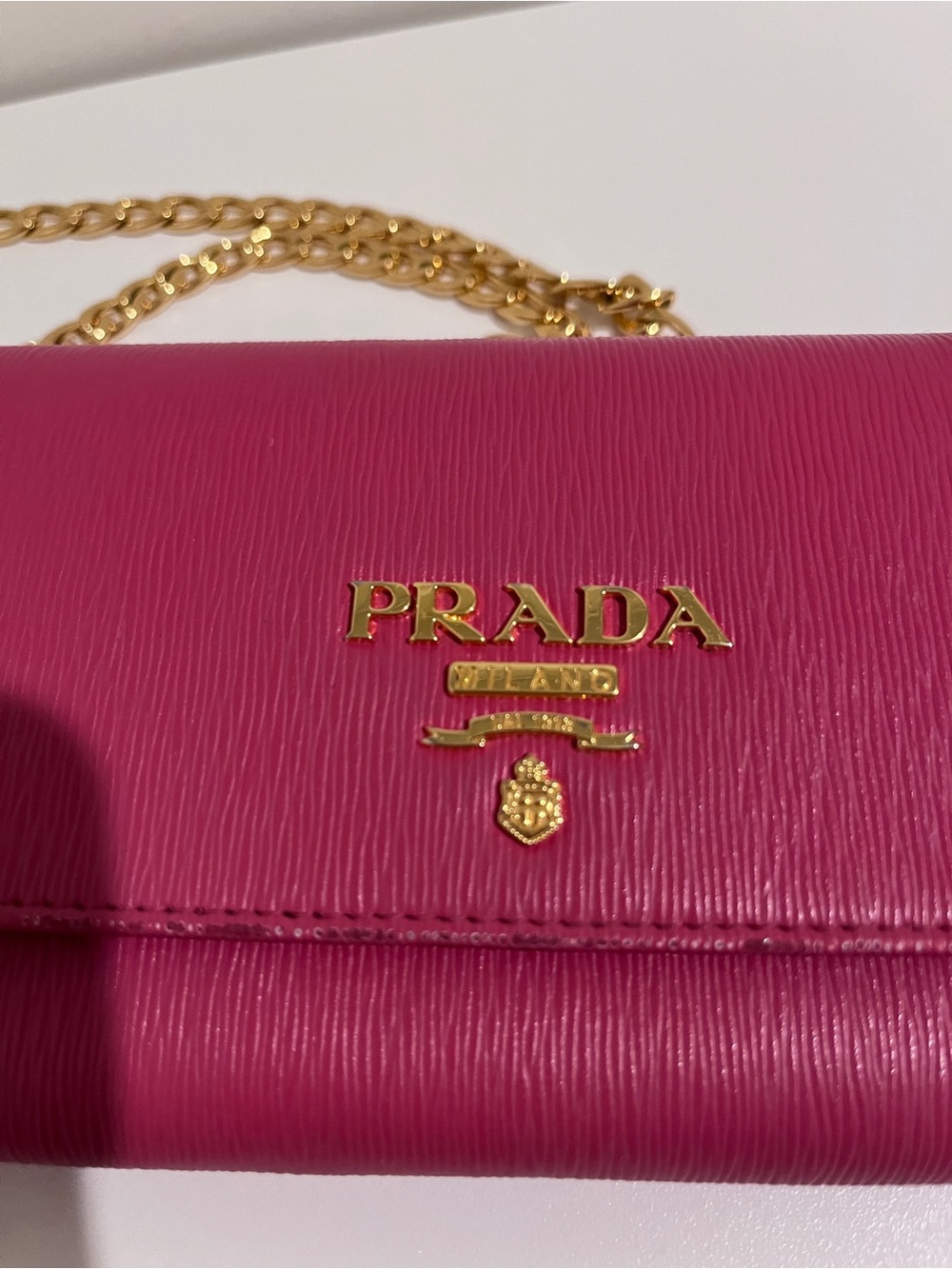 Prada Vitello Wallet on Chain - Picture 2 of 5